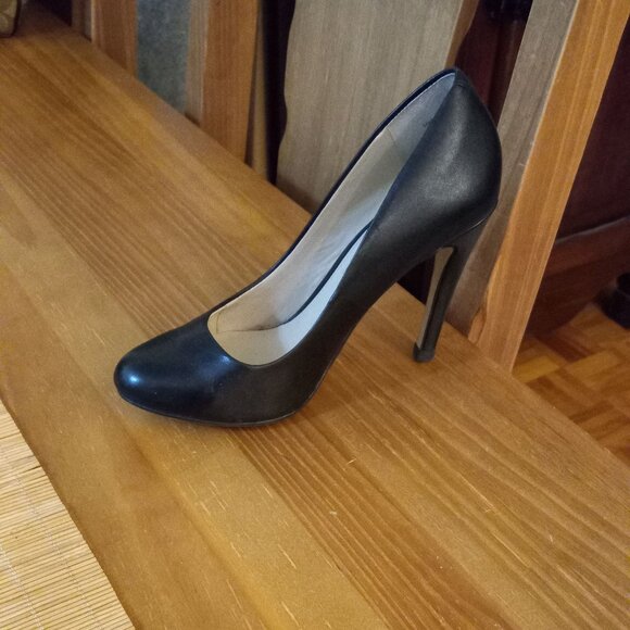 ALDO BLACK PUMPS / HEELS SIZE 6 - Picture 1 of 5